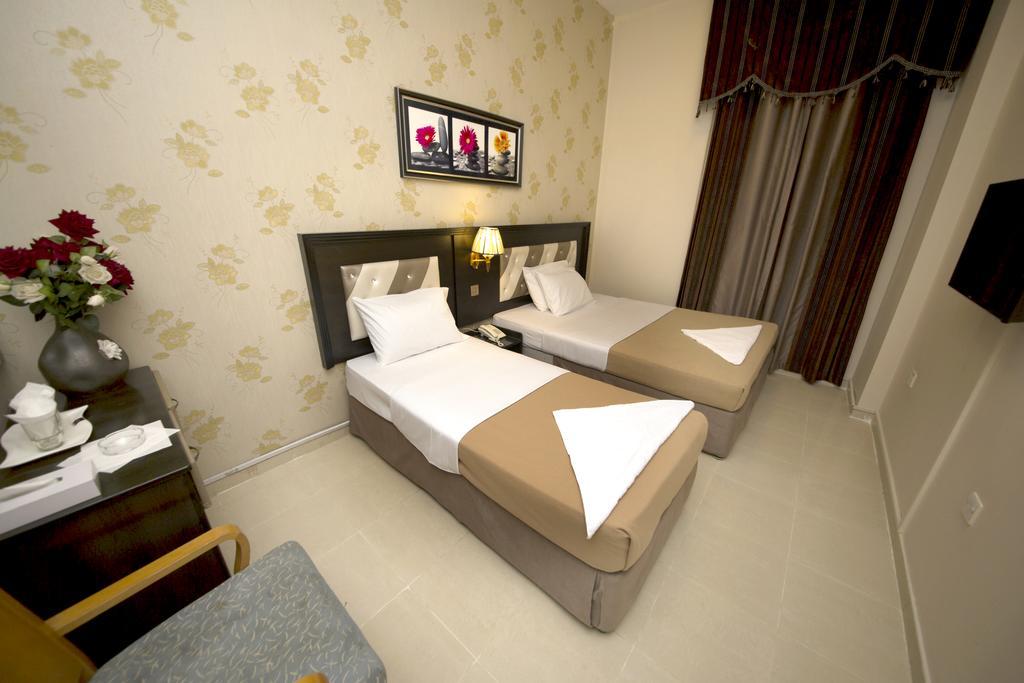 Prime Hotel Дубай Екстериор снимка