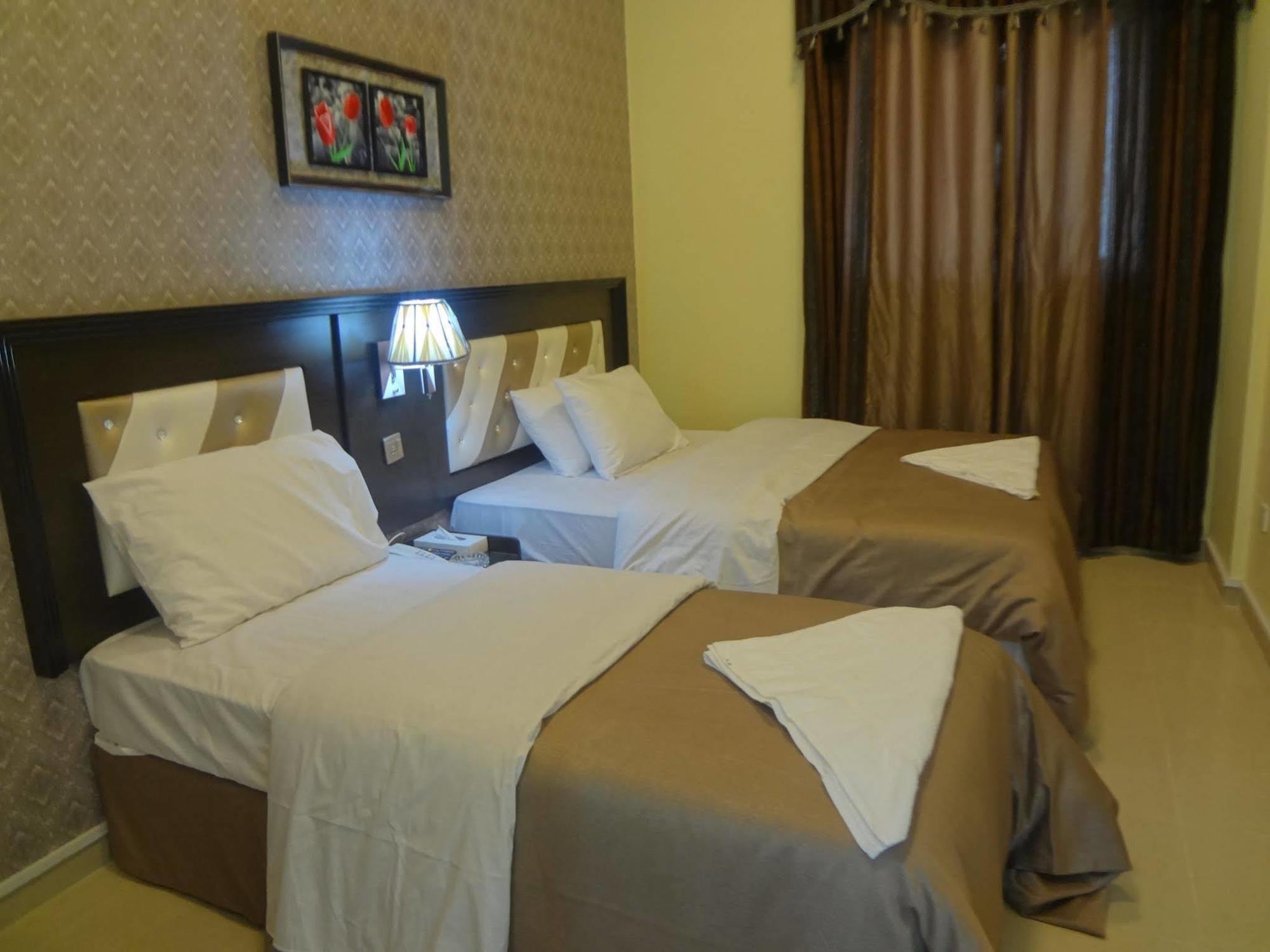 Prime Hotel Дубай Екстериор снимка